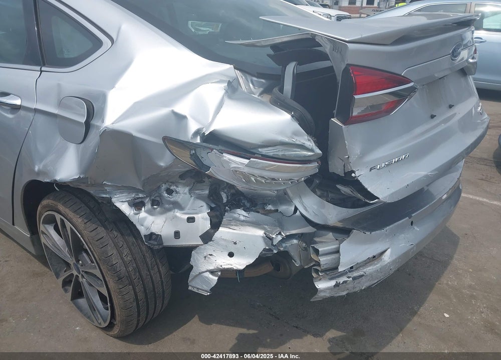 2019 FORD FUSION VIN: 3FA6P0D95KR187890