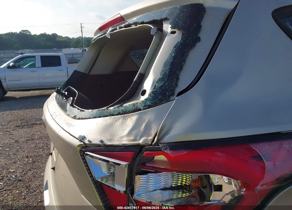 2018 FORD ESCAPE VIN: 1FMCU0F72JUA48532