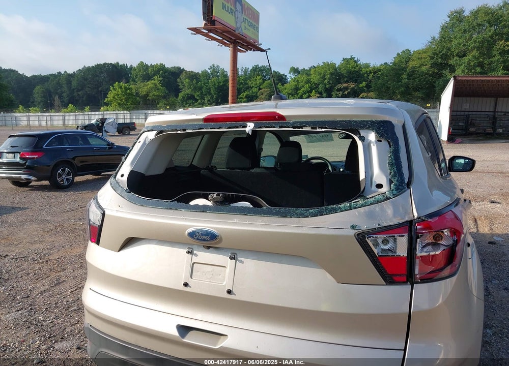 2018 FORD ESCAPE VIN: 1FMCU0F72JUA48532