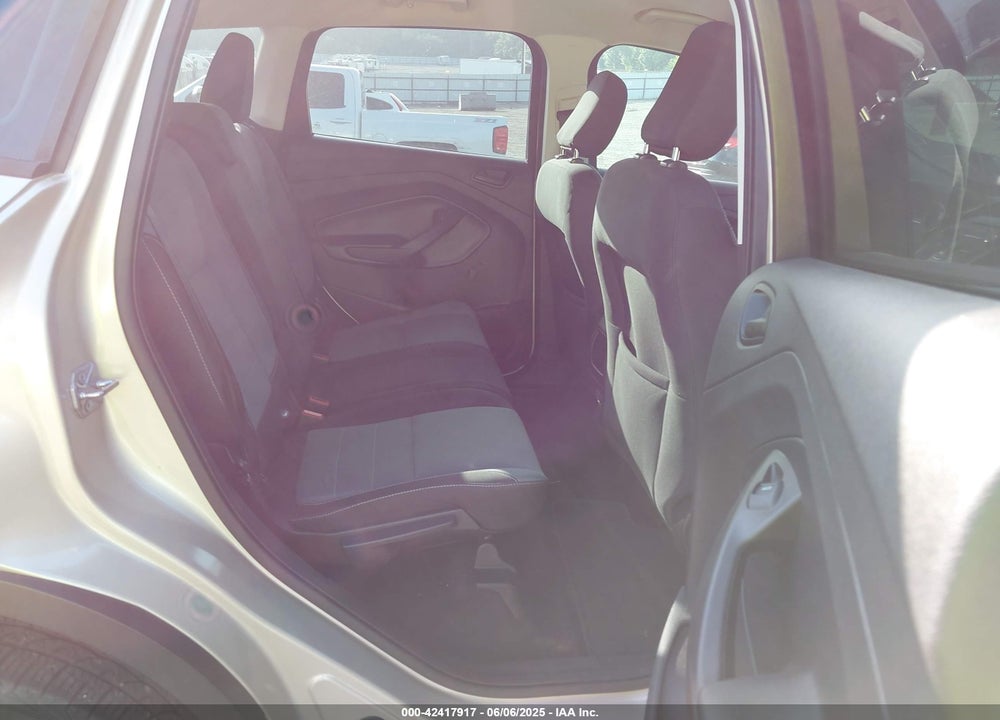 2018 FORD ESCAPE VIN: 1FMCU0F72JUA48532