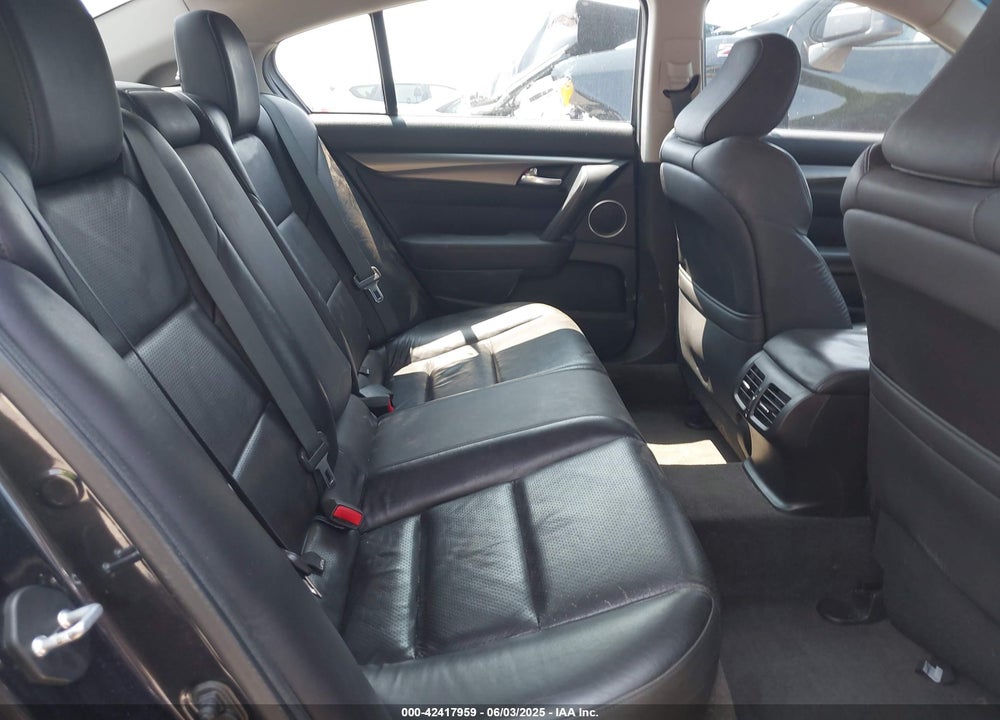2013 ACURA TL VIN: 19UUA8F51DA016581