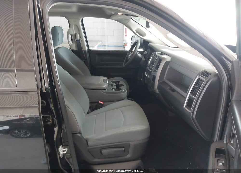 2014 RAM 1500 VIN: 1C6RR7KTXES260664