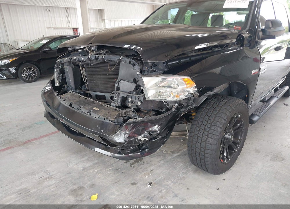 2014 RAM 1500 VIN: 1C6RR7KTXES260664