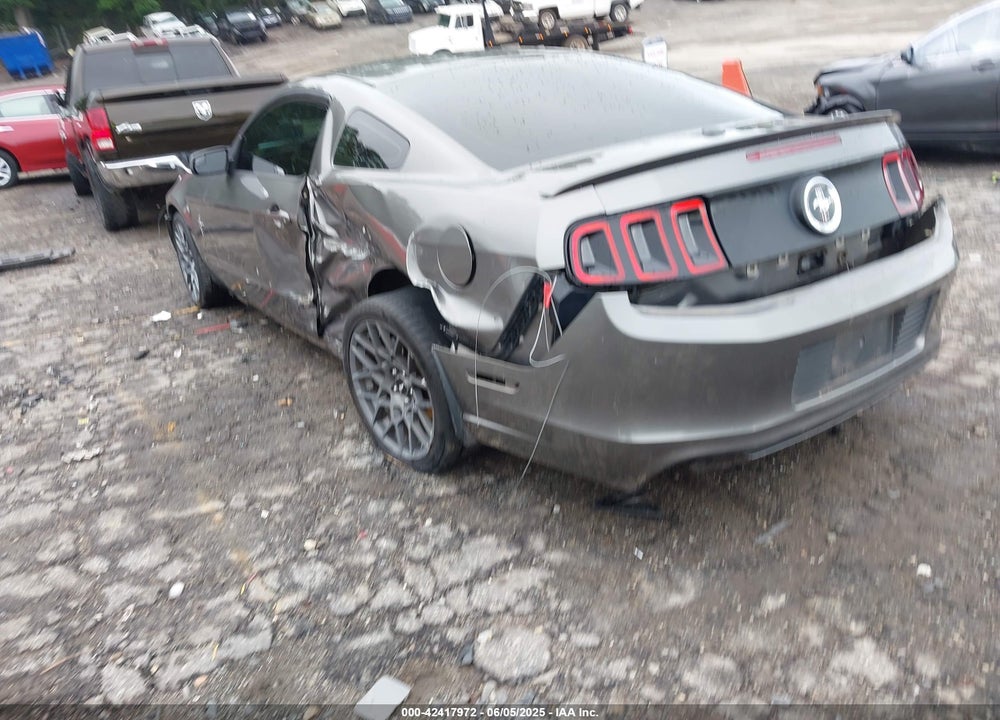 2013 FORD MUSTANG VIN: 1ZVBP8AM5D5250571
