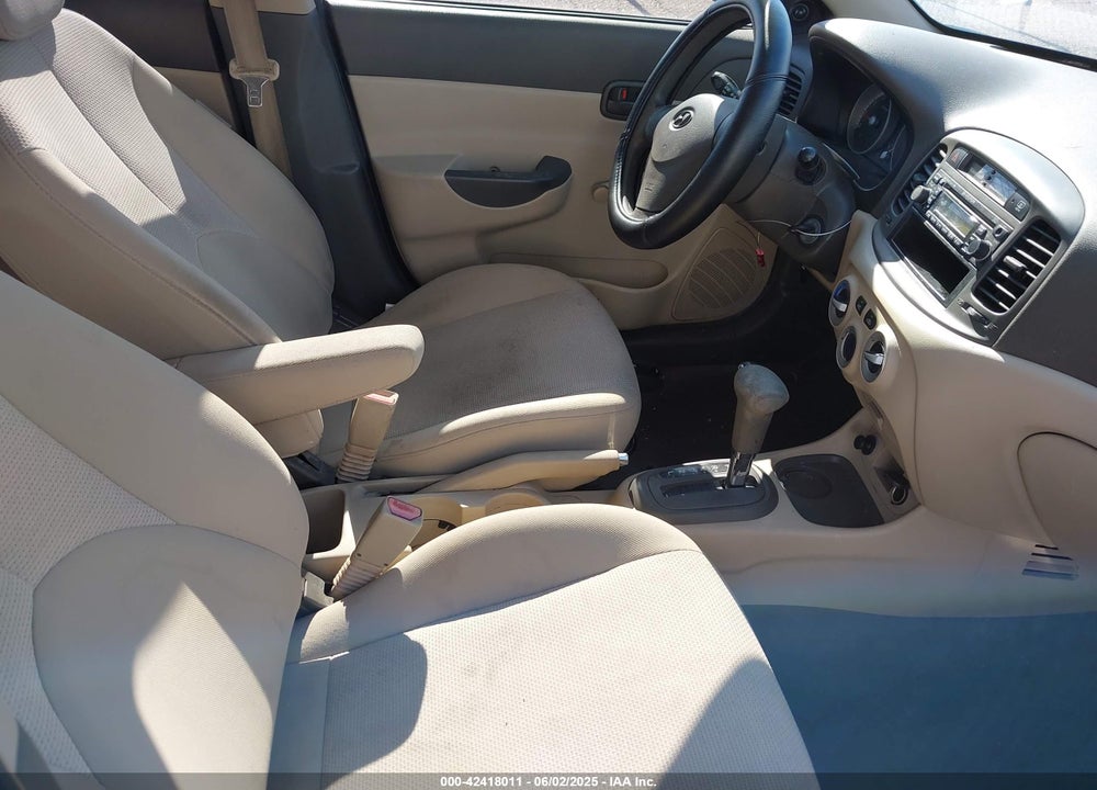2009 HYUNDAI ACCENT GLS VIN: KMHCN46C39U382145