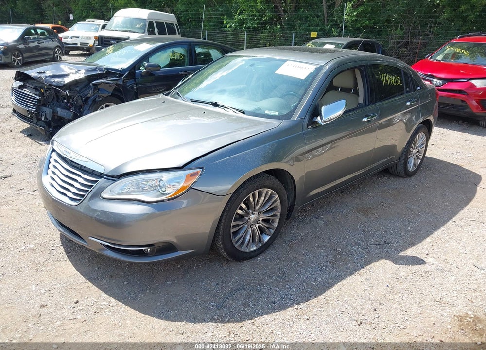 2012 CHRYSLER 200 VIN: 1C3CCBCG1CN315443