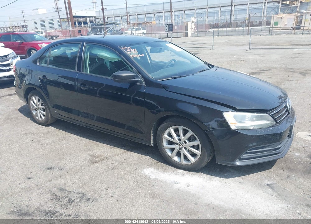 2015 VOLKSWAGEN JETTA 1.8T SE VIN: 3VWD17AJXFM259306