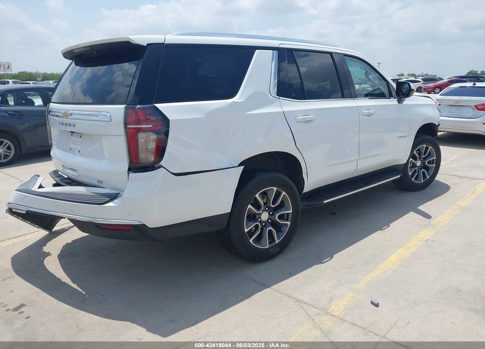2021 CHEVROLET TAHOE 4WD LT VIN: 1GNSKNKD0MR488813
