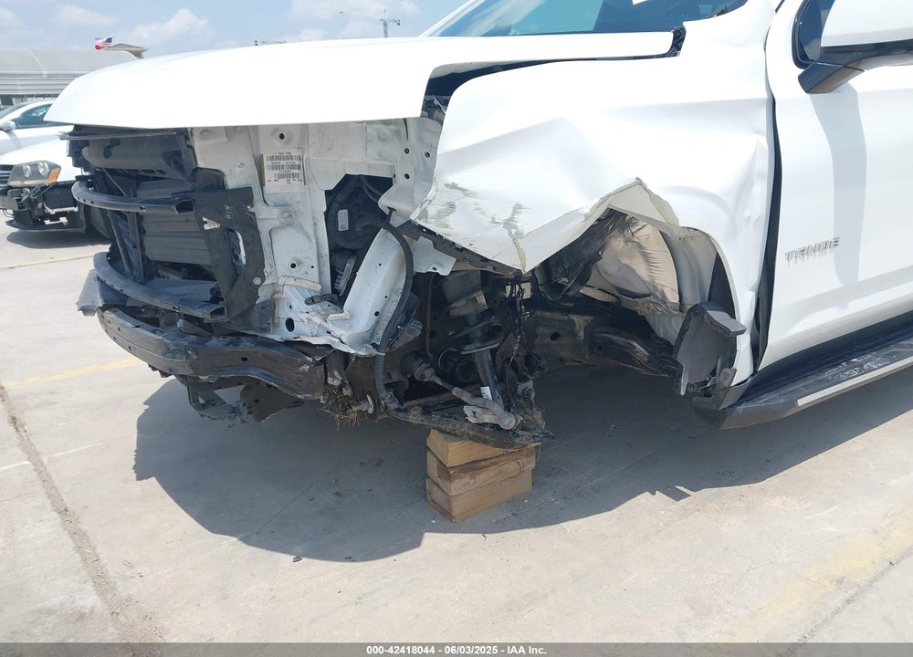2021 CHEVROLET TAHOE 4WD LT VIN: 1GNSKNKD0MR488813