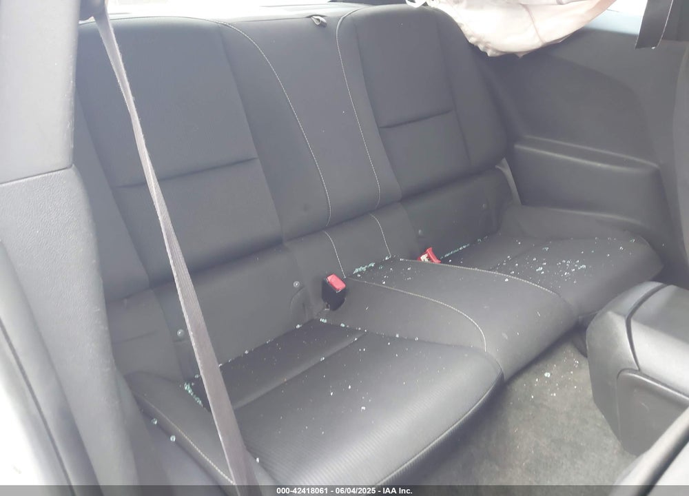 2015 CHEVROLET CAMARO 1LT VIN: 2G1FD1E38F9110275