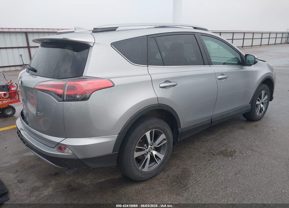 2017 TOYOTA RAV4 VIN: 2T3WFREV8HW391424