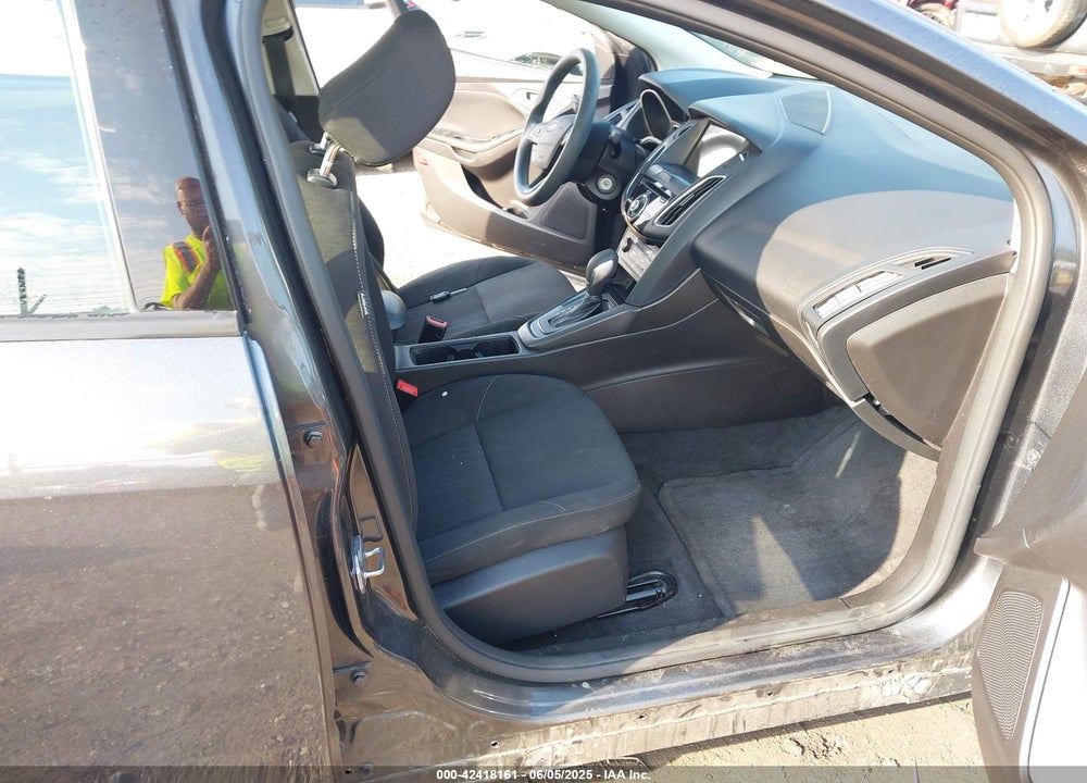 2017 FORD FOCUS VIN: 1FADP3H29HL252656