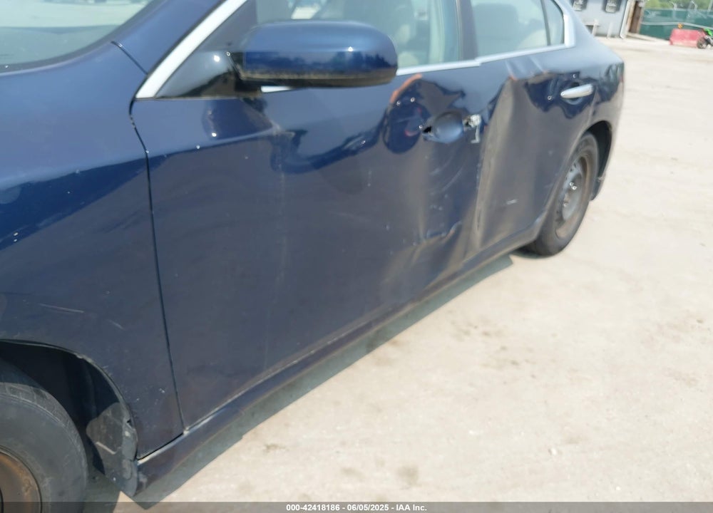 2013 NISSAN MAXIMA 3.5 S VIN: 1N4AA5AP4DC823163