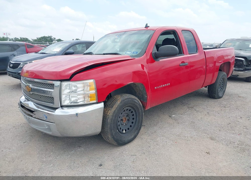 2013 CHEVROLET SILVERADO 1500 LT VIN: 1GCRCSEA2DZ227445