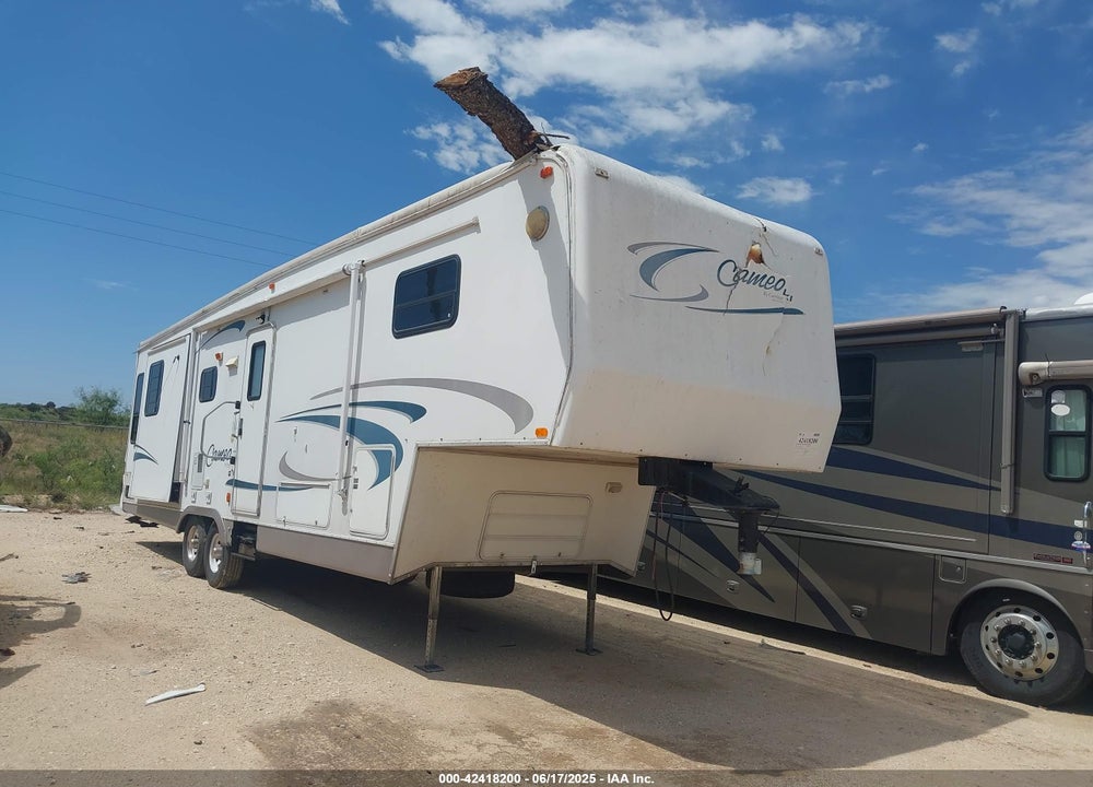 2001 CAMEO CARRIAGE VIN: 16F62E3R111002606