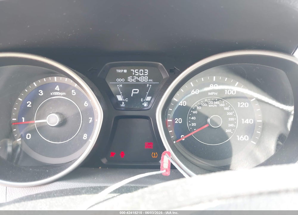 2011 HYUNDAI ELANTRA VIN: 5NPDH4AE5BH031049