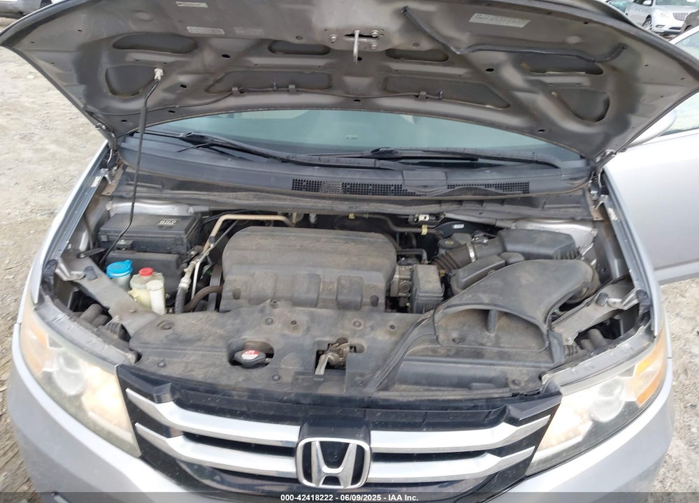 2016 HONDA ODYSSEY SE VIN: 5FNRL5H37GB146921