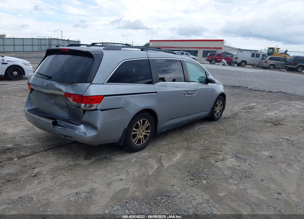 2016 HONDA ODYSSEY SE VIN: 5FNRL5H37GB146921