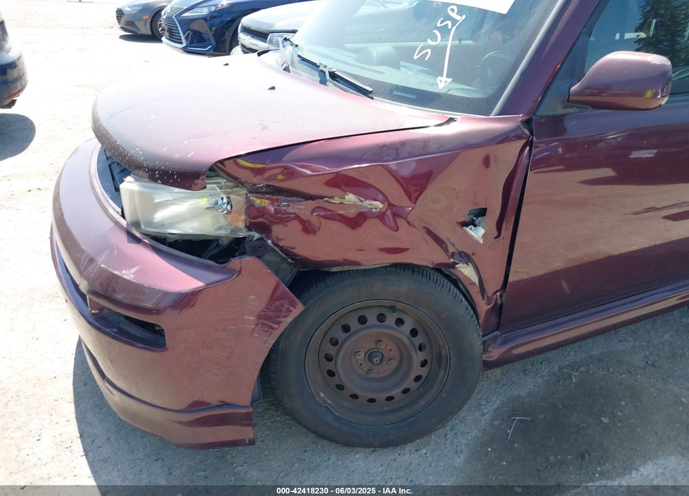 2005 SCION XB VIN: JTLKT324X54021847