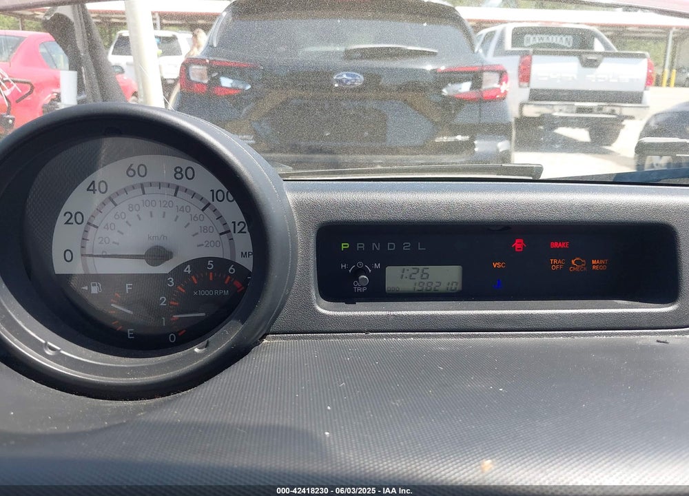 2005 SCION XB VIN: JTLKT324X54021847