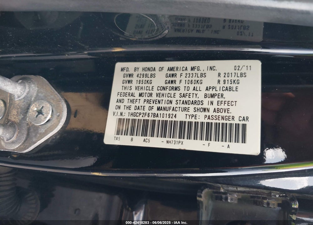 2011 HONDA ACCORD VIN: 1HGCP2F67BA101924