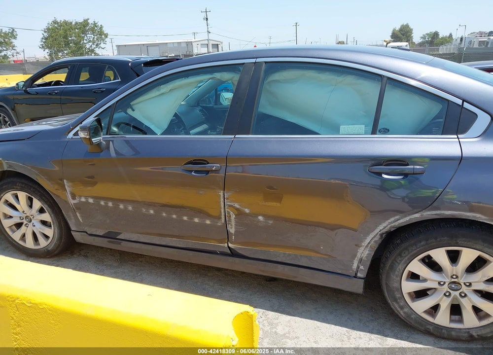 2015 SUBARU LEGACY 2.5I PREMIUM VIN: 4S3BNAF69F3044078