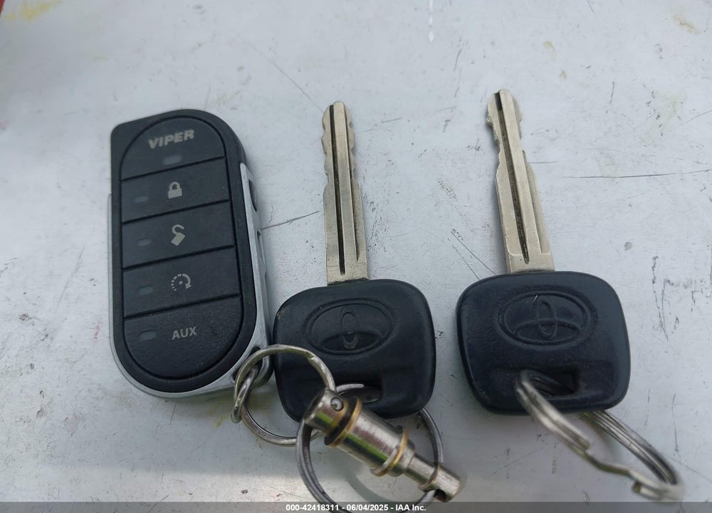 2005 TOYOTA CAMRY VIN: 4T1BE32K75U098126