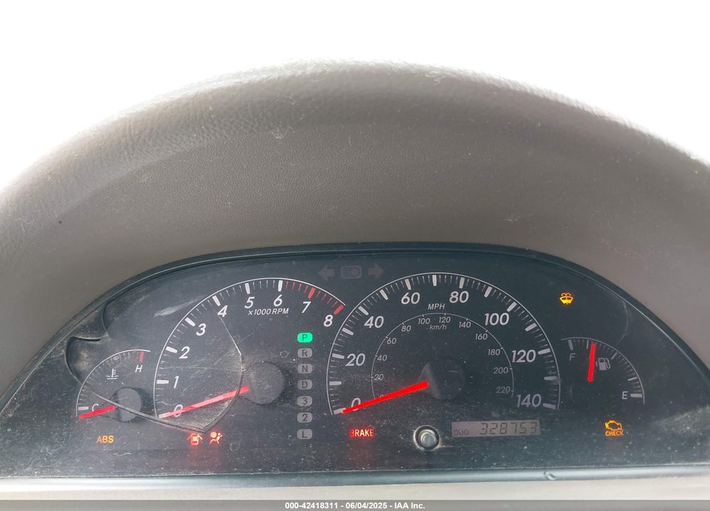 2005 TOYOTA CAMRY VIN: 4T1BE32K75U098126