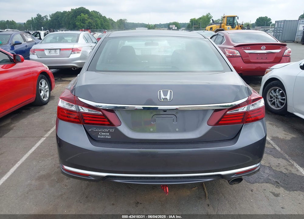 2016 HONDA ACCORD VIN: 1HGCR2F39GA114598