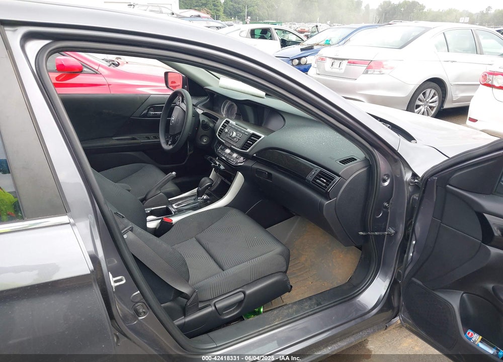 2016 HONDA ACCORD VIN: 1HGCR2F39GA114598