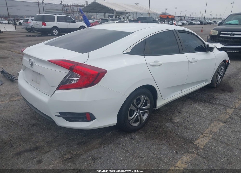 2018 HONDA CIVIC VIN: 2HGFC2F52JH528878