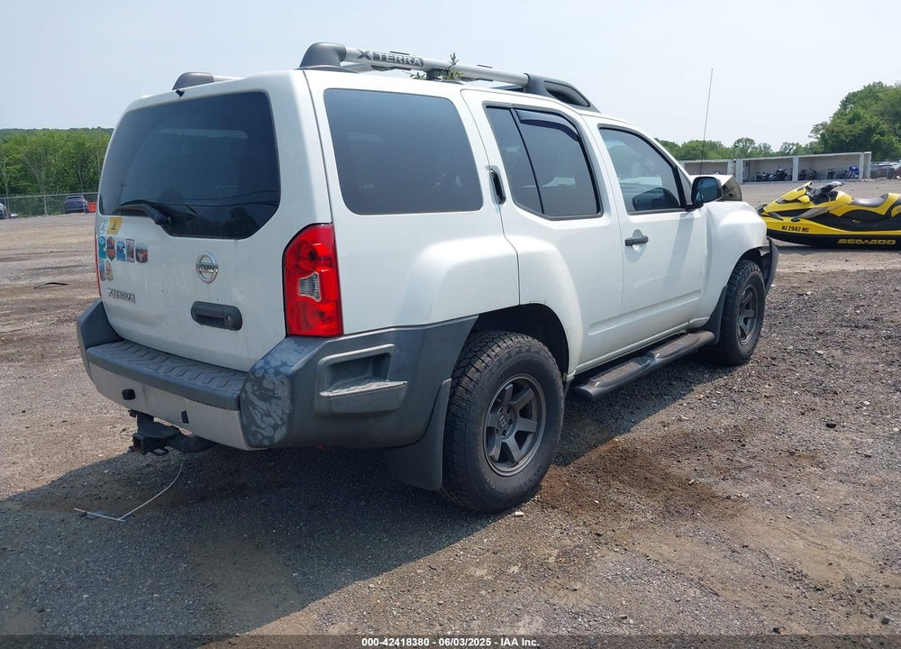 2015 NISSAN XTERRA VIN: 5N1AN0NW4FN667096
