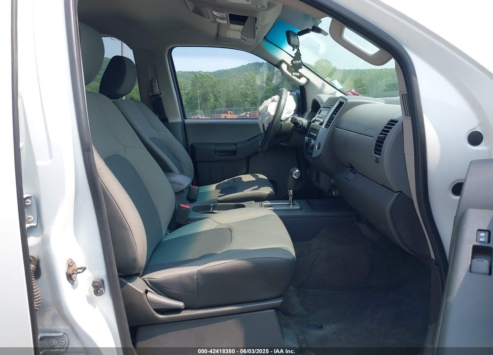 2015 NISSAN XTERRA VIN: 5N1AN0NW4FN667096