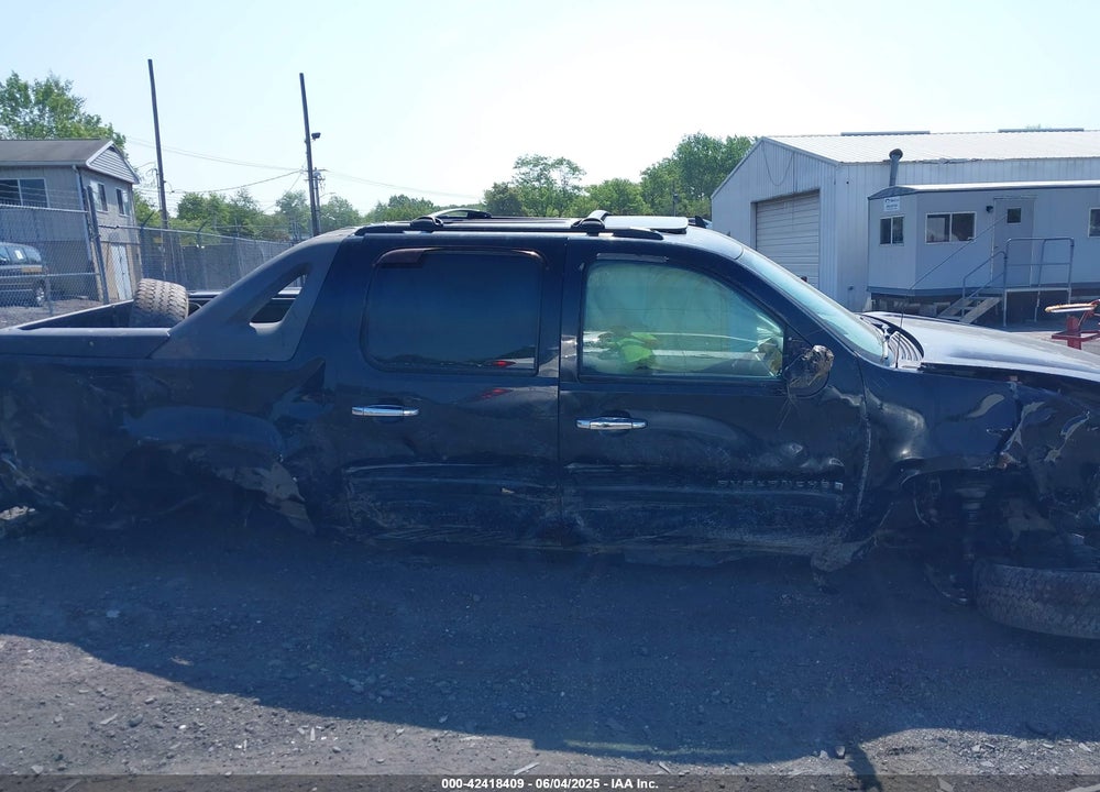 2008 CHEVROLET AVALANCHE 1500 LTZ VIN: 3GNFK12308G116136
