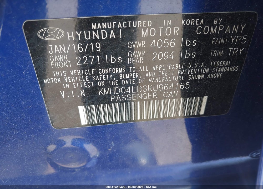 2019 HYUNDAI ELANTRA VIN: KMHD04LB3KU864165