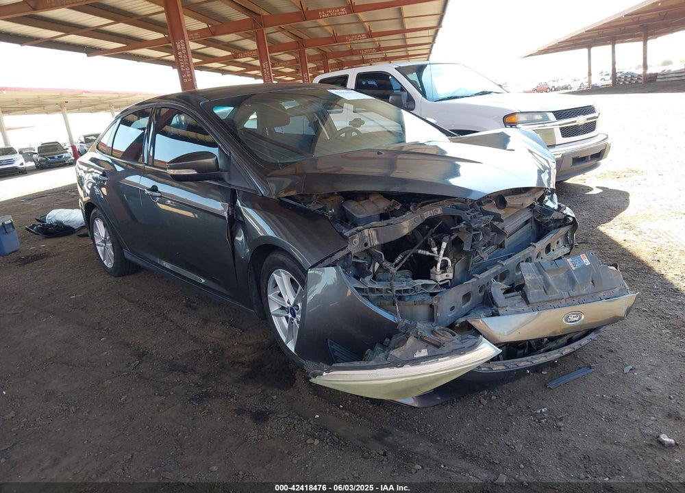 2015 FORD FOCUS SE VIN: 1FADP3F21FL210742