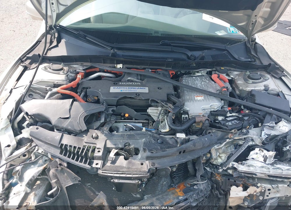 2014 HONDA ACCORD VIN: JHMCR5F7XEC000581