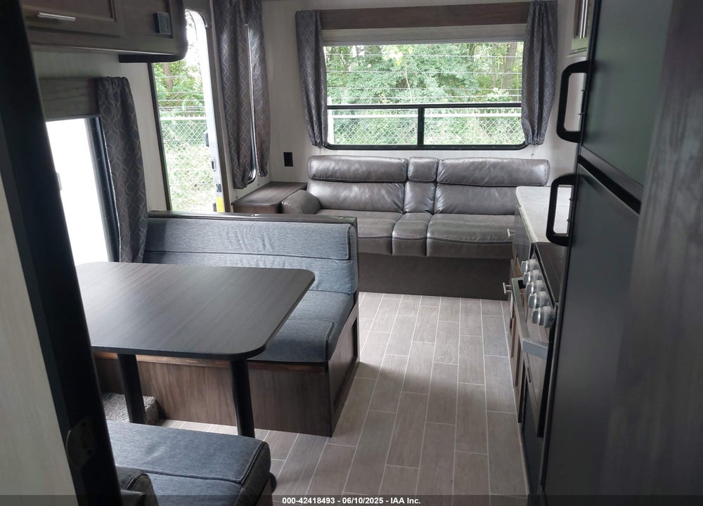 2020 FOREST RIVER GREY WOLF LIMITED VIN: 4X4TCKA25LK060682