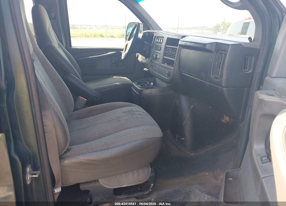 2009 CHEVROLET EXPRESS 3500 LS VIN: 1GAHG39K291137235