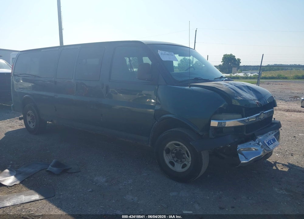 2009 CHEVROLET EXPRESS 3500 LS VIN: 1GAHG39K291137235