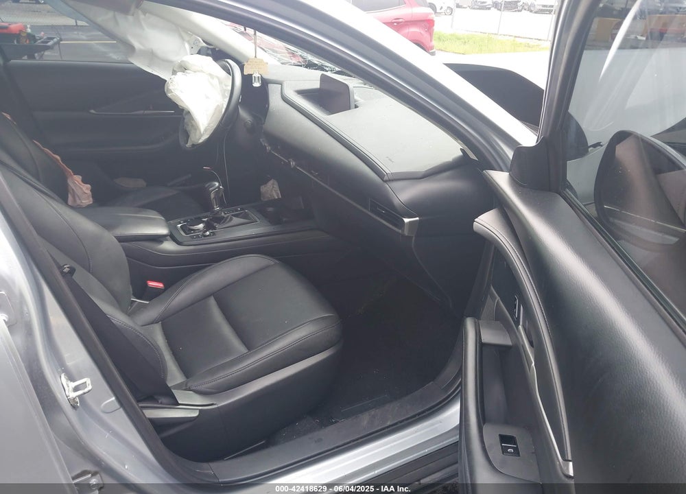 2021 MAZDA CX-30 SELECT VIN: 3MVDMBBLXMM246600