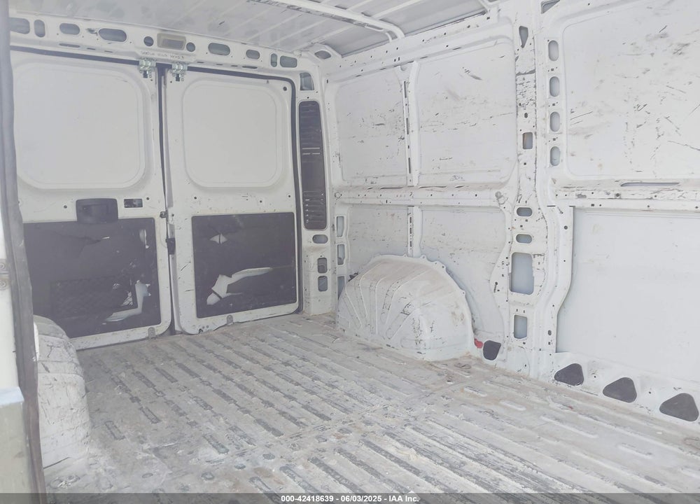 2019 RAM PROMASTER 1500 LOW ROOF 136 WB VIN: 3C6TRVAGXKE505802