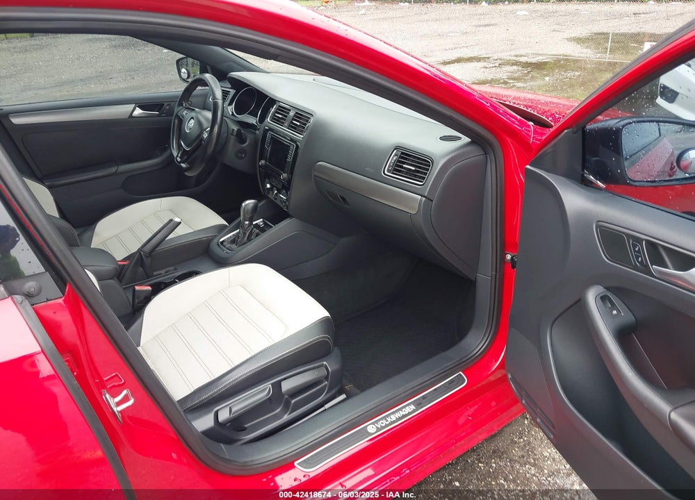 2016 VOLKSWAGEN JETTA VIN: 3VWD17AJ5GM338769