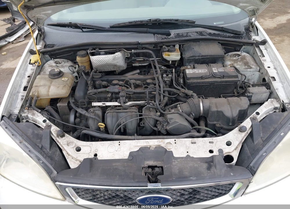 2005 FORD FOCUS ZX4 VIN: 1FAFP34N25W152109