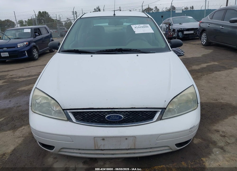 2005 FORD FOCUS ZX4 VIN: 1FAFP34N25W152109
