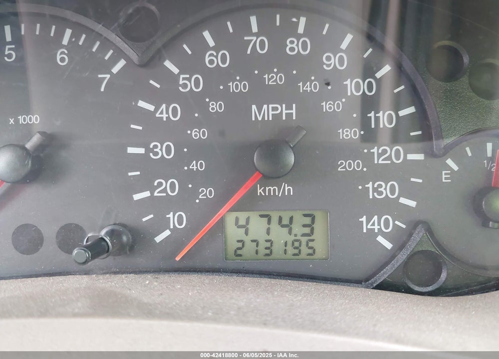 2005 FORD FOCUS ZX4 VIN: 1FAFP34N25W152109