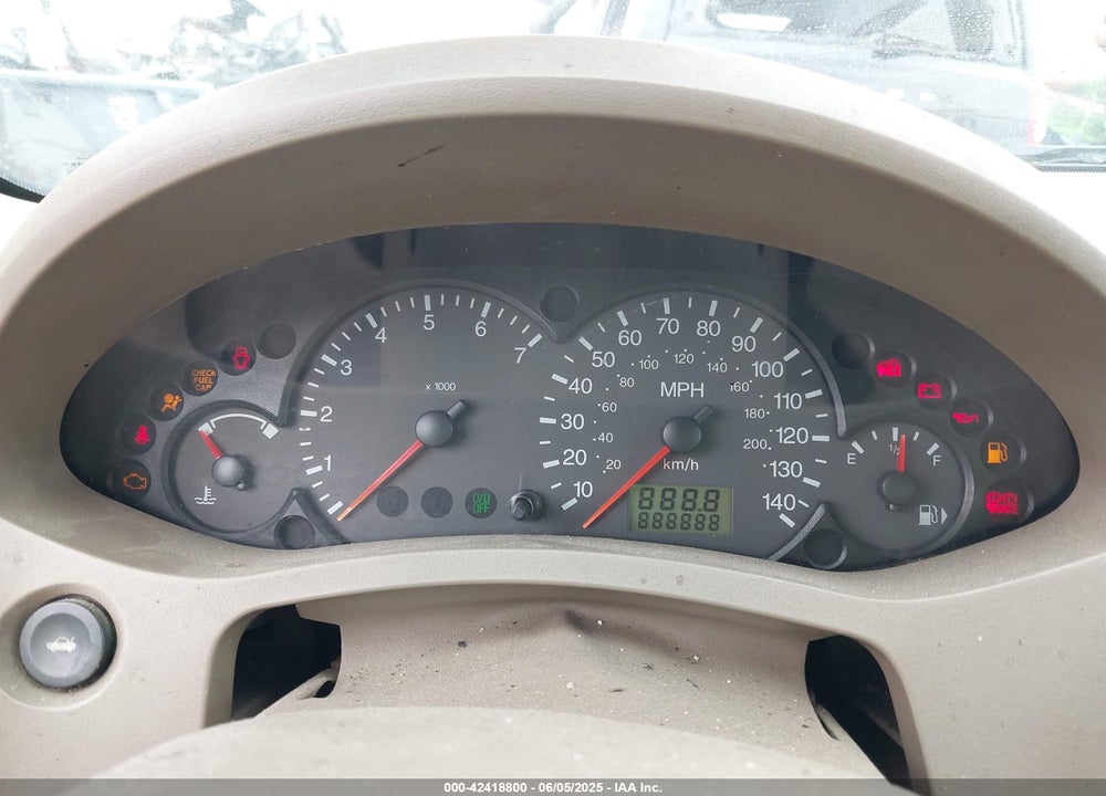 2005 FORD FOCUS ZX4 VIN: 1FAFP34N25W152109