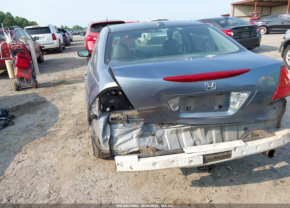 2007 HONDA ACCORD 2.4 EX VIN: 1HGCM56817A124182