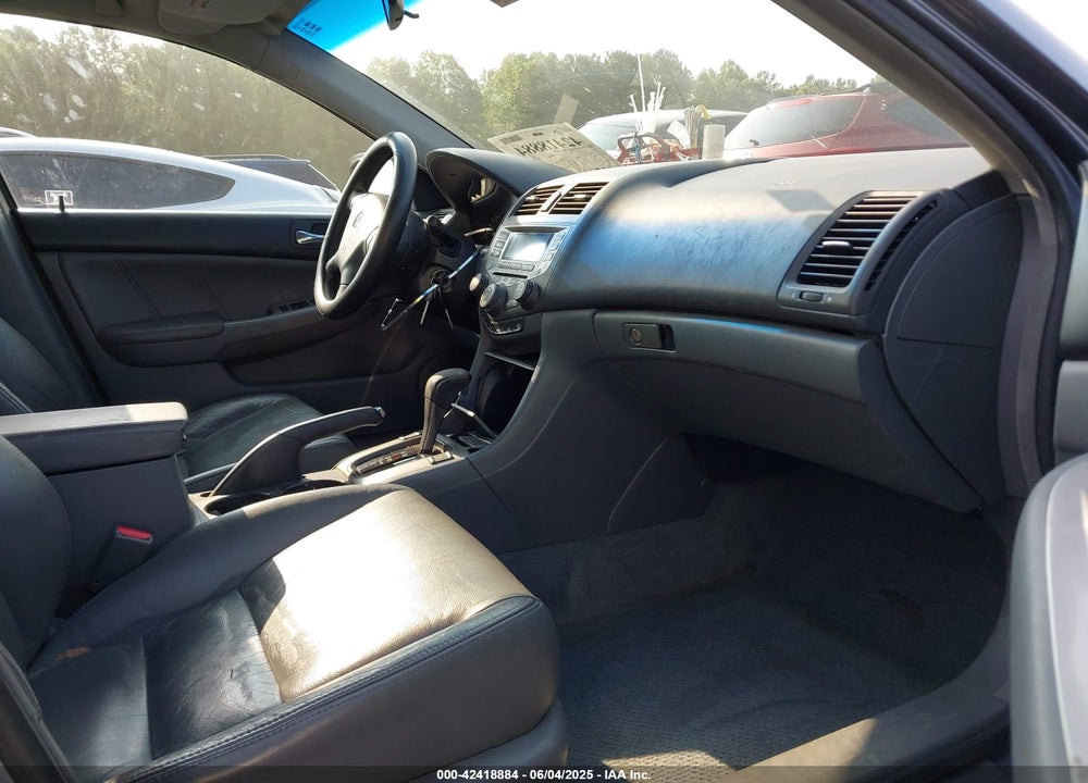 2007 HONDA ACCORD 2.4 EX VIN: 1HGCM56817A124182