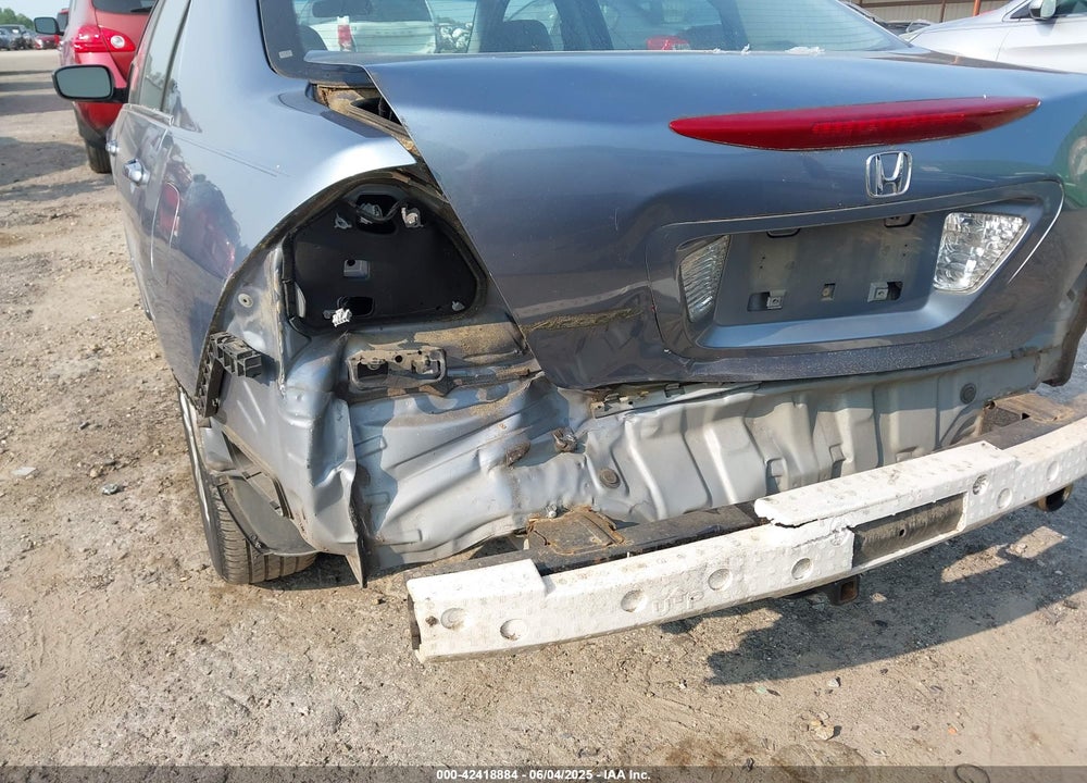 2007 HONDA ACCORD 2.4 EX VIN: 1HGCM56817A124182